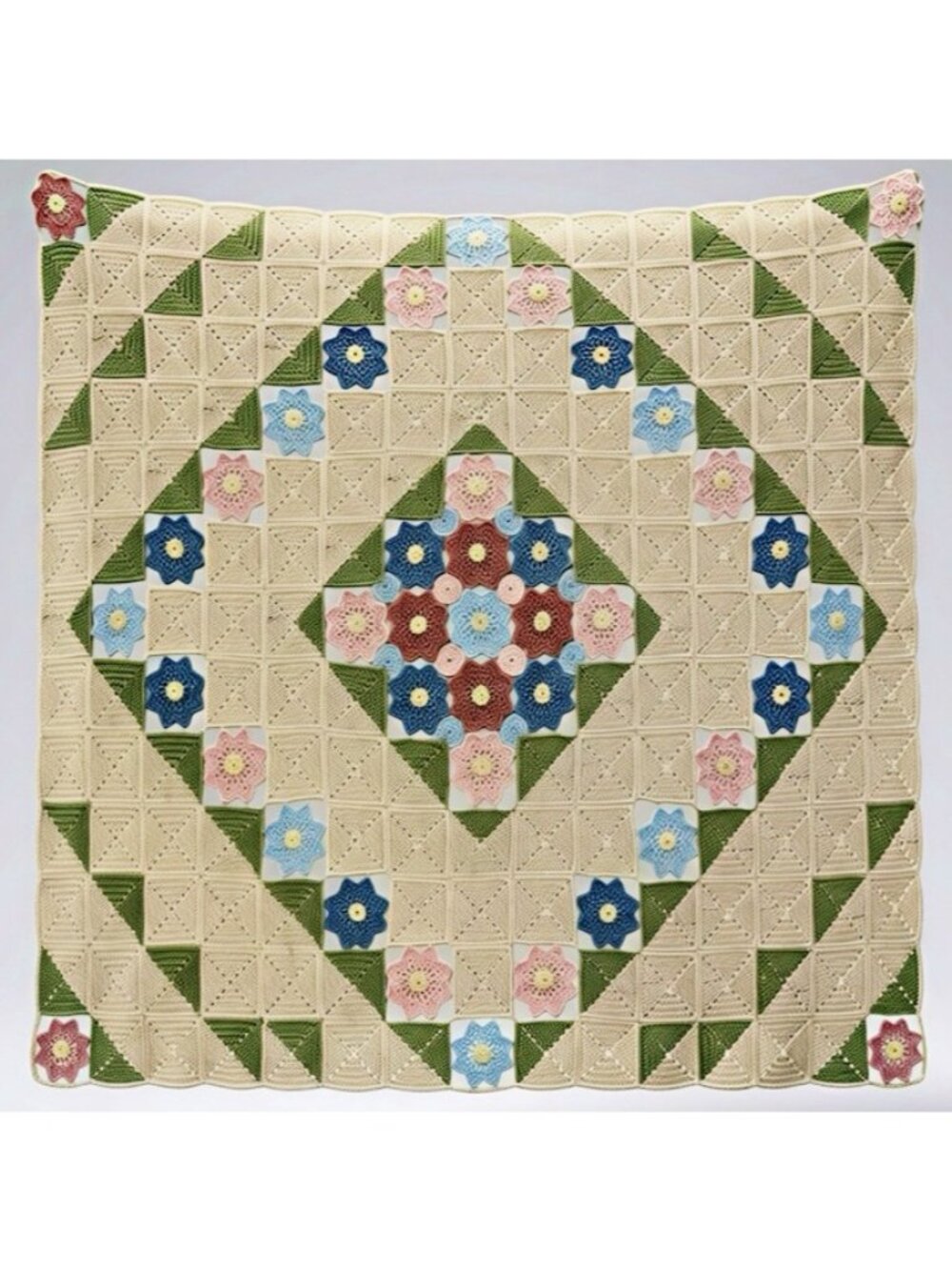 Handmade Crochet Bedspread With Floral Design Multicolor Yarn Queen/Full Size Li